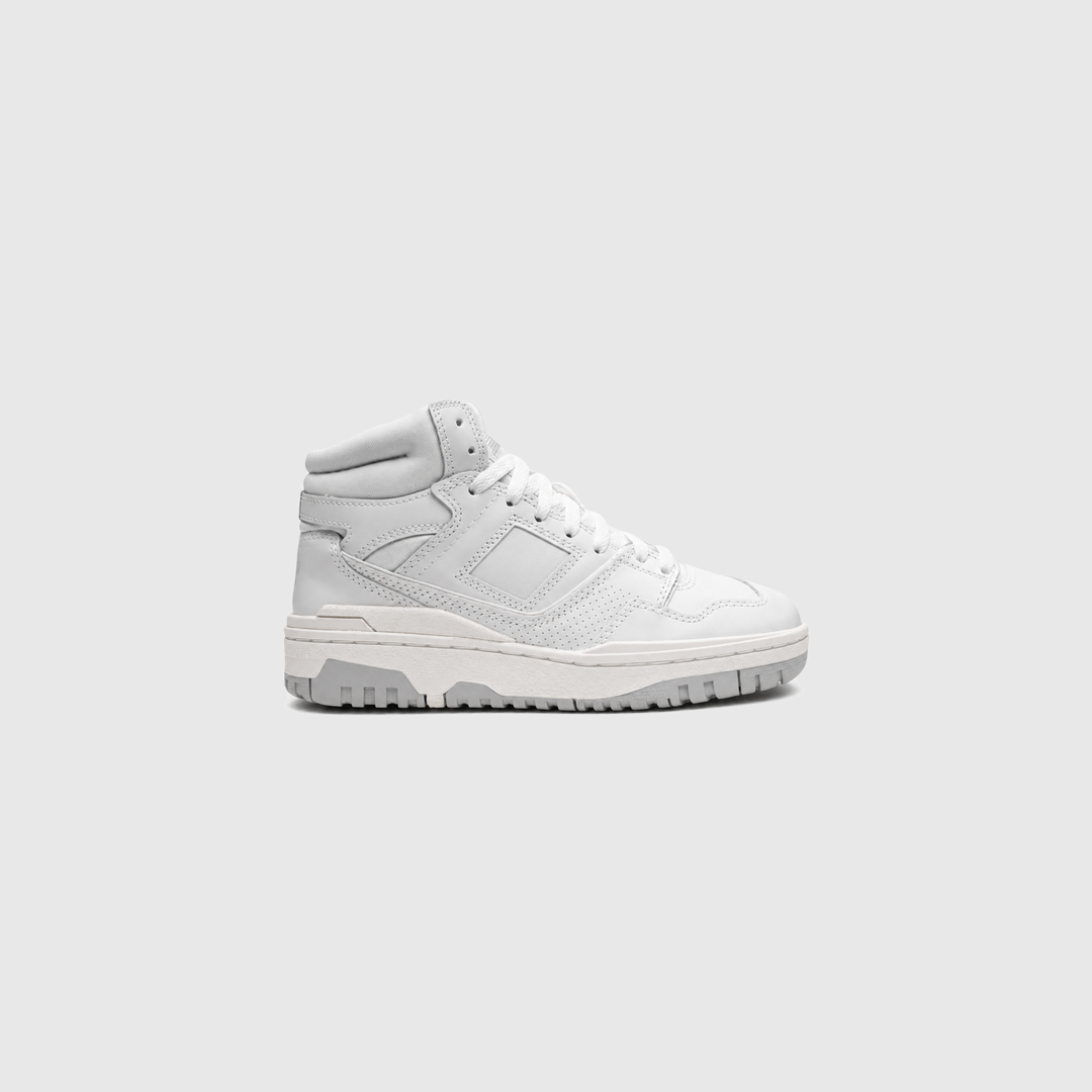 Shoes 650 Triple White