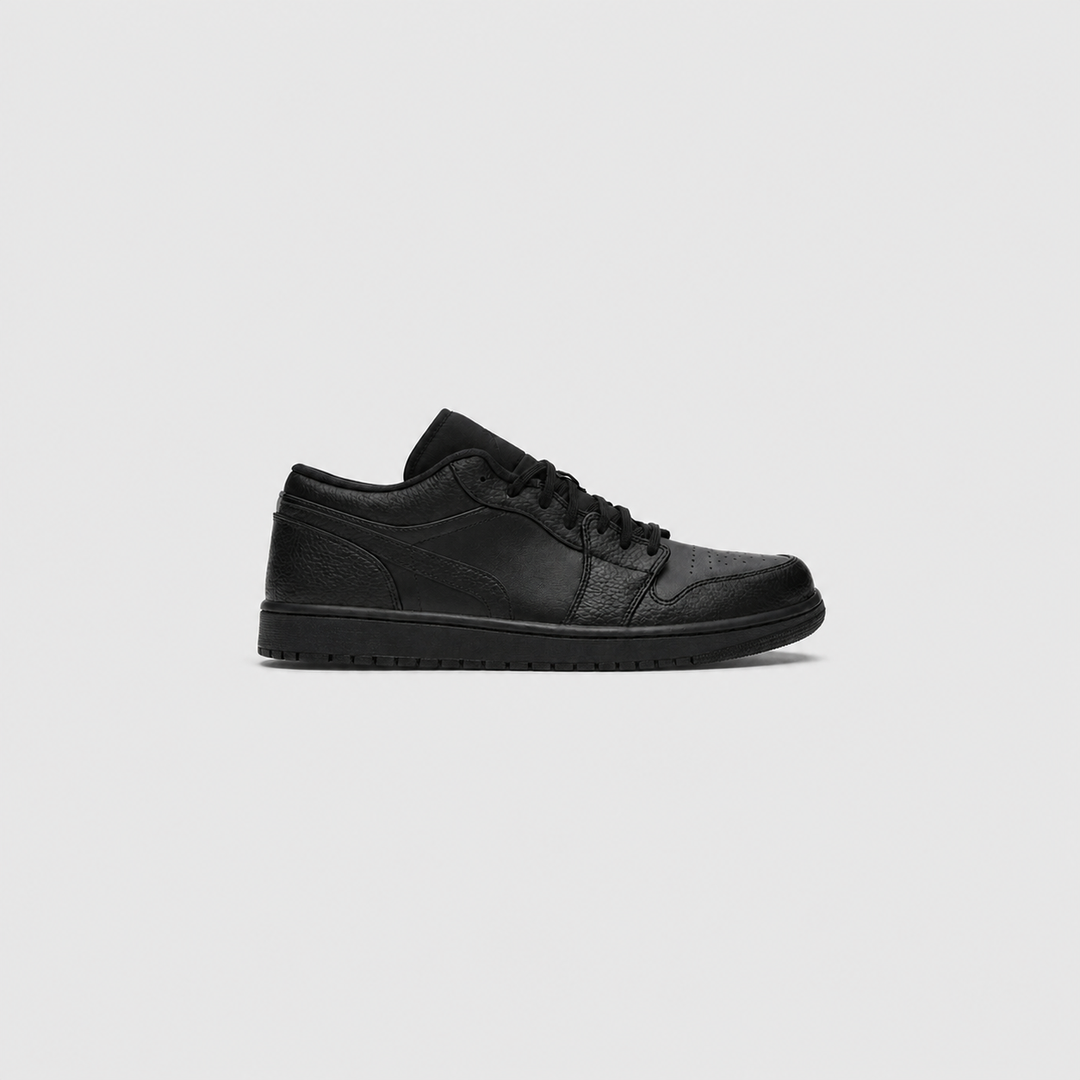 Shoes AJ1 Low Triple Black