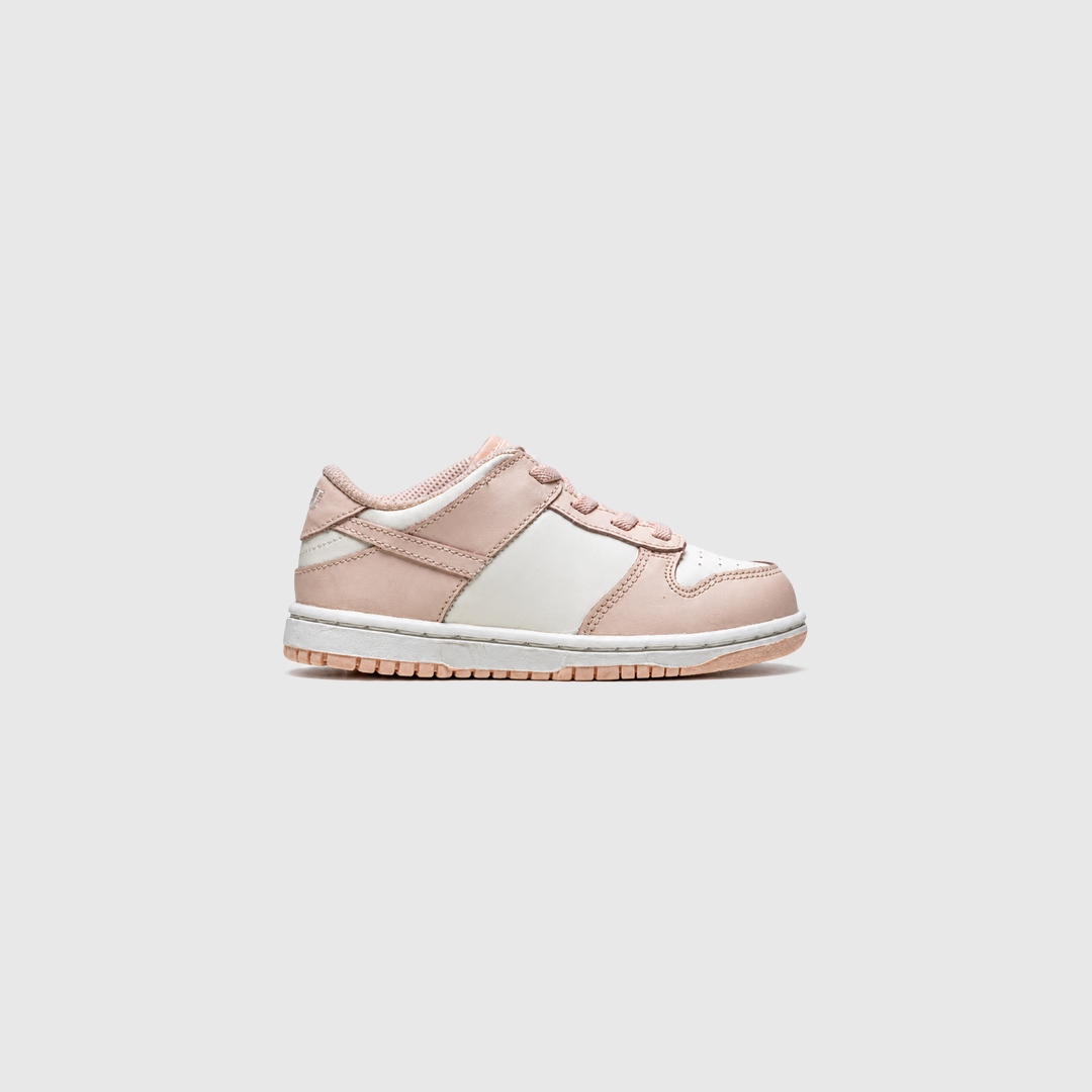 Shoes Dunk Low Orange Pearl