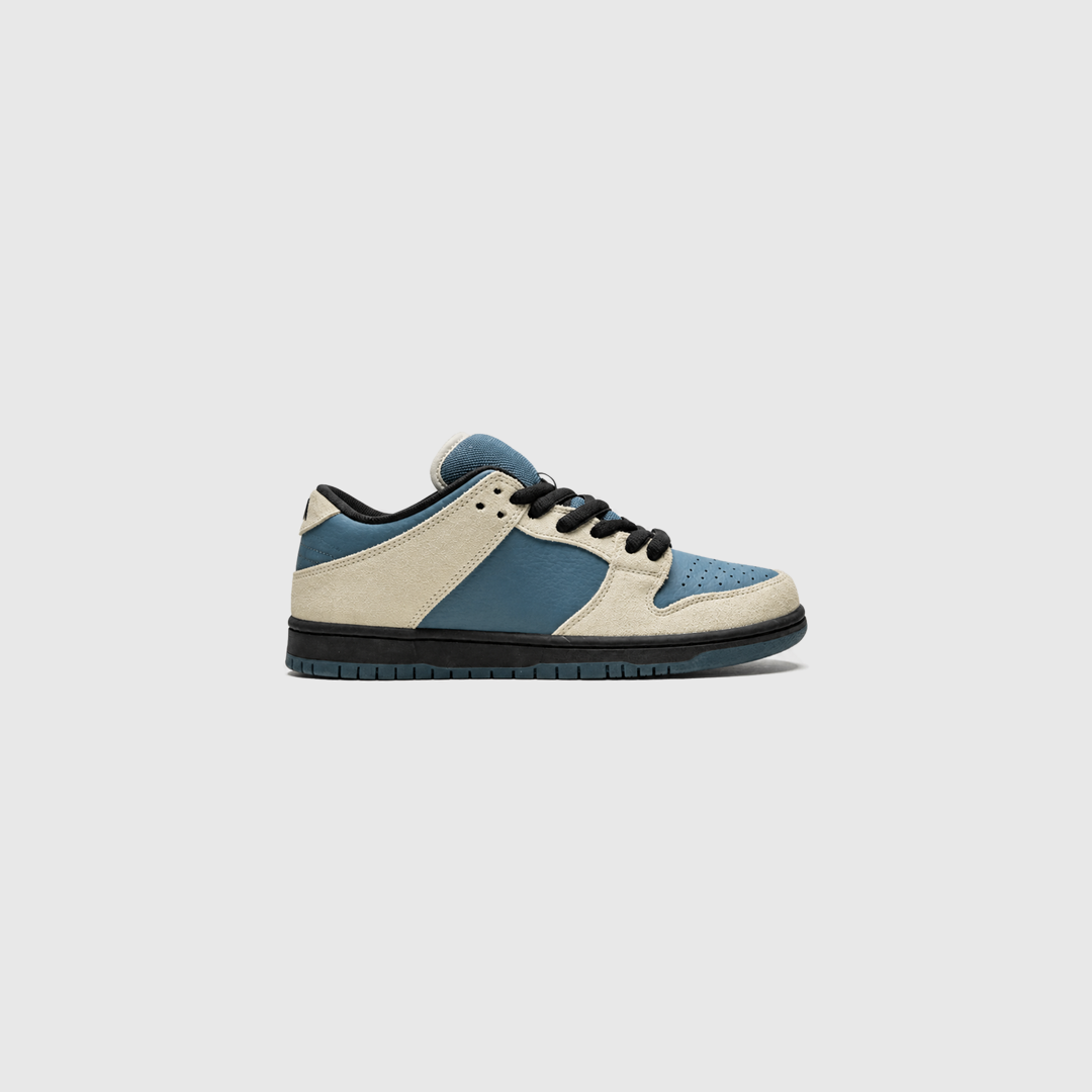 Shoes Dunk SB Low Light Cream Thunderstorm