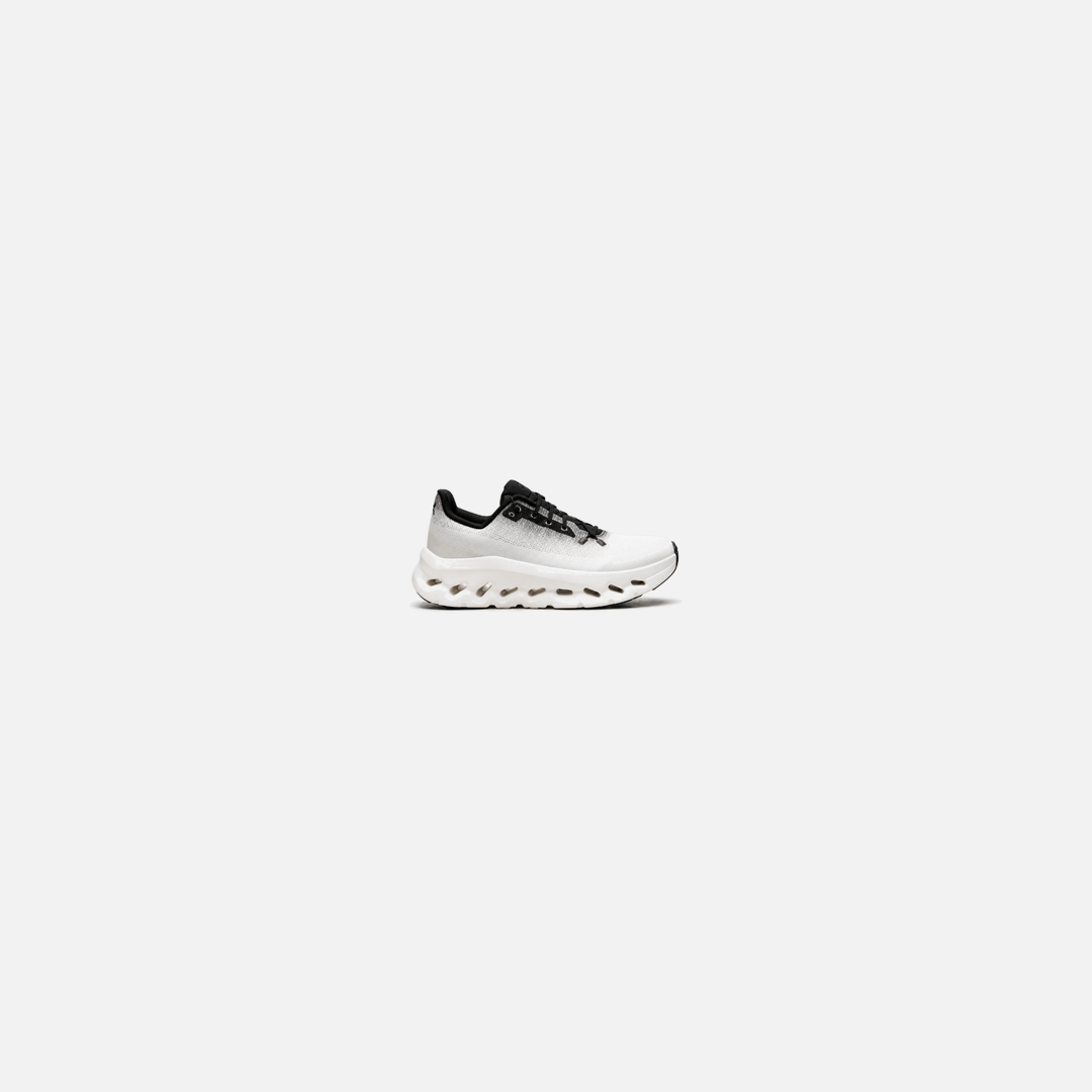 Shoes Cloudtilt Black Ivory